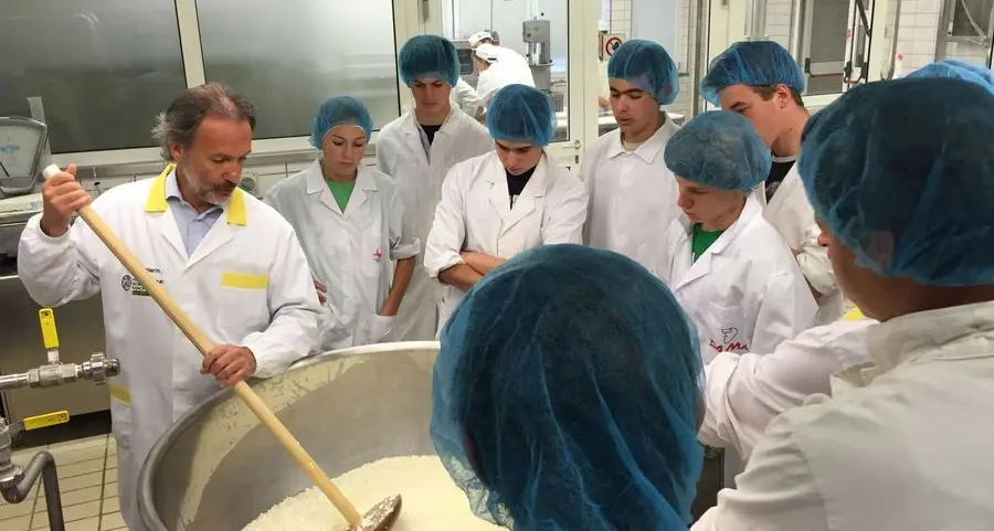 A Tassullo tosella e miele con gli studenti della Fem