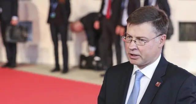 L'Europa boccia la manovra italiana e chiede una nuova bozza in 3 settimane