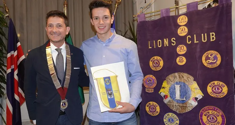 Il Premio Lions Trentino Neve a Tommaso Giacomel