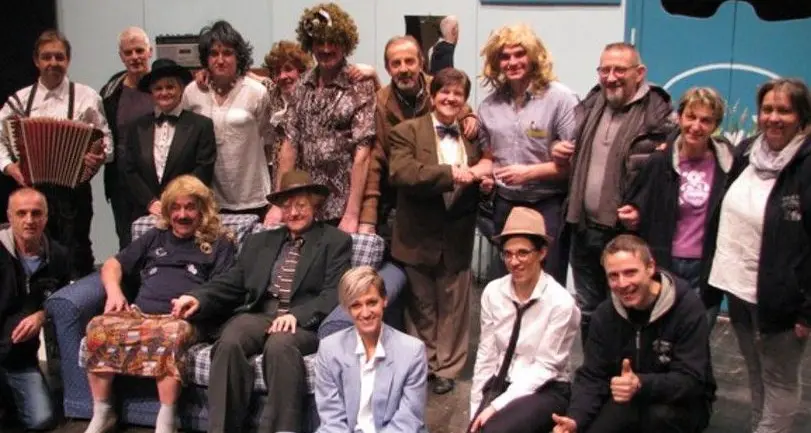 L’Acs Canale prepara castagnata e teatro