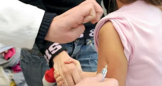 Vaccino anti-influenzale, al via la campagna: 80 mila dosi in Trentino