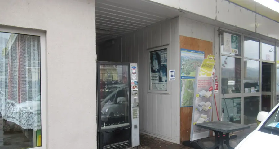 Scassinato il distributore delle merendine