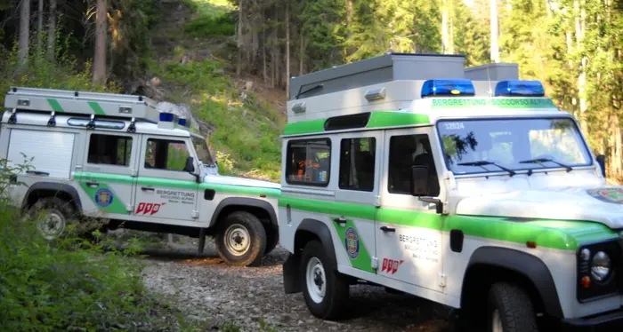 Va a caccia e precipita nel dirupo: morto un 64enne