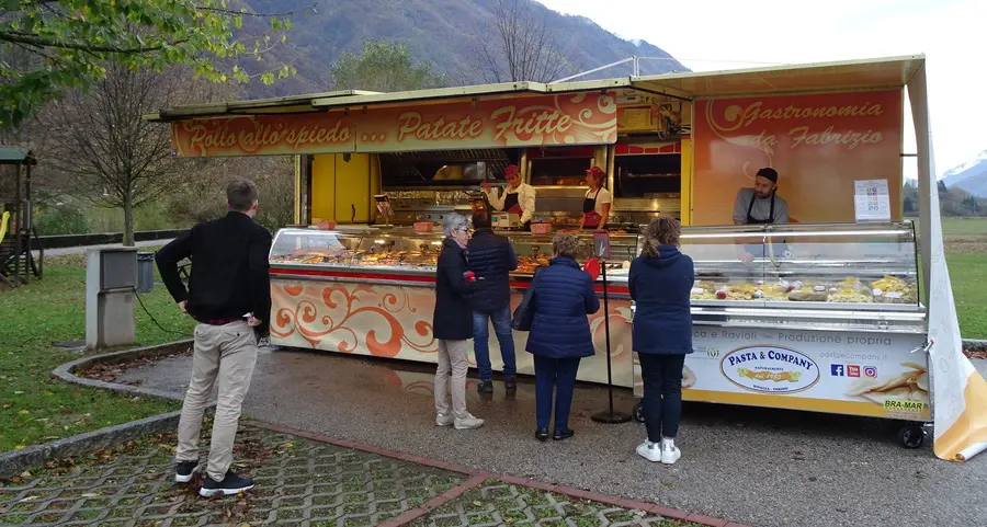 Il mercato settimanale ha perso il suo fascino