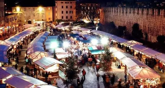 Trento, mercatino di Natale aperto dal 24 novembre al 6 gennaio