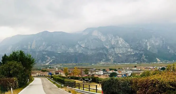Via libera al progetto per il marciapiede che porta a Coveli