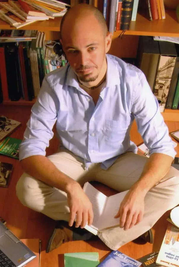 A palazzo Piomarta oggi parla lo scrittore Fabio Geda