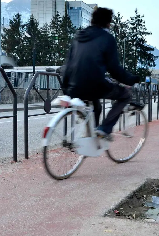 Via Pranzelores, pista ciclopedonale a carico dei privati