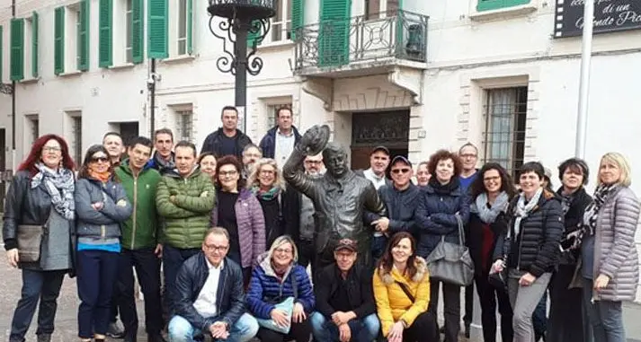 Festa dei 50 anni con gita in pullman a Brescello e Parma