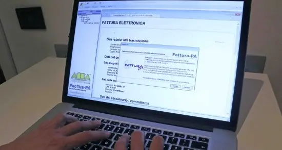 Fattura elettronica, avvio nel caos