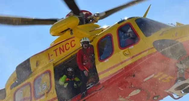 Scontro sulle piste da sci della Paganella, 40enne in rianimazione