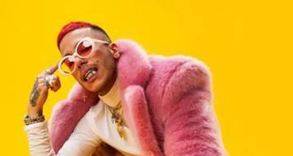 Sfera Ebbasta indagato per istigazione all'uso di droga