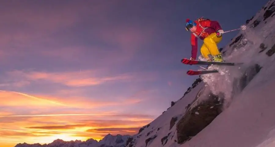 Passo del Tonale, domani la prima discesa all’alba