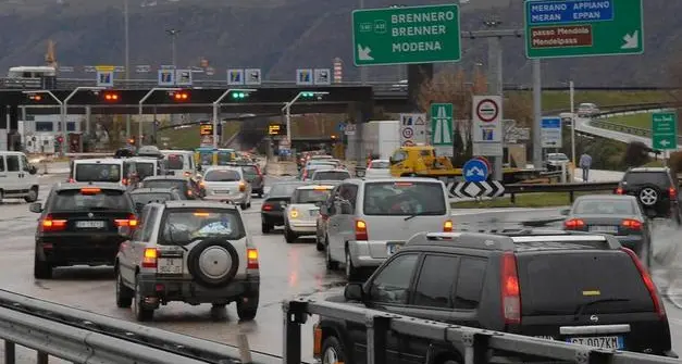 Sicurezza sull'A22, in arrivo il limite d'accesso ai veicoli