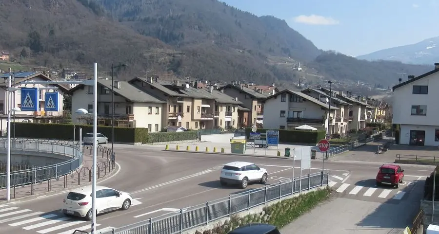 Appaltata la rotatoria in cima a viale Industria
