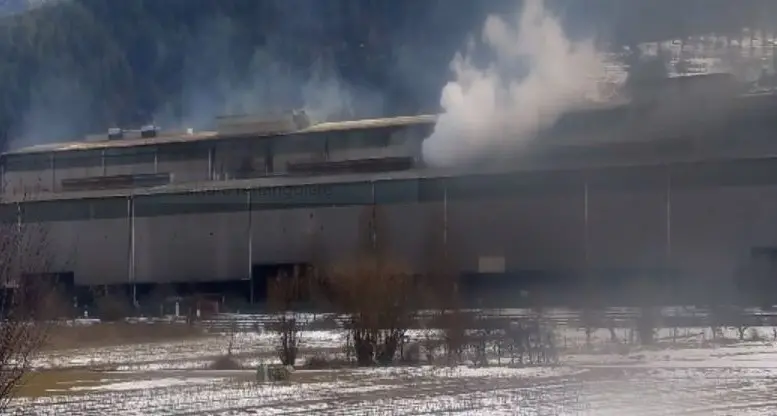 Incendio, l’acciaieria torna sotto accusa