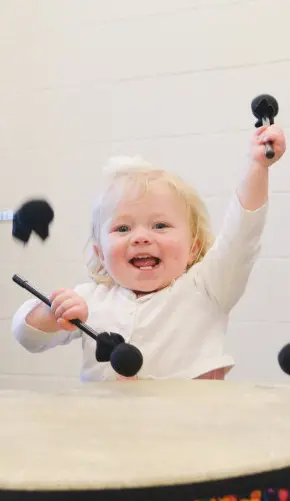 Musicoterapia, sei incontri per bambini e famiglie