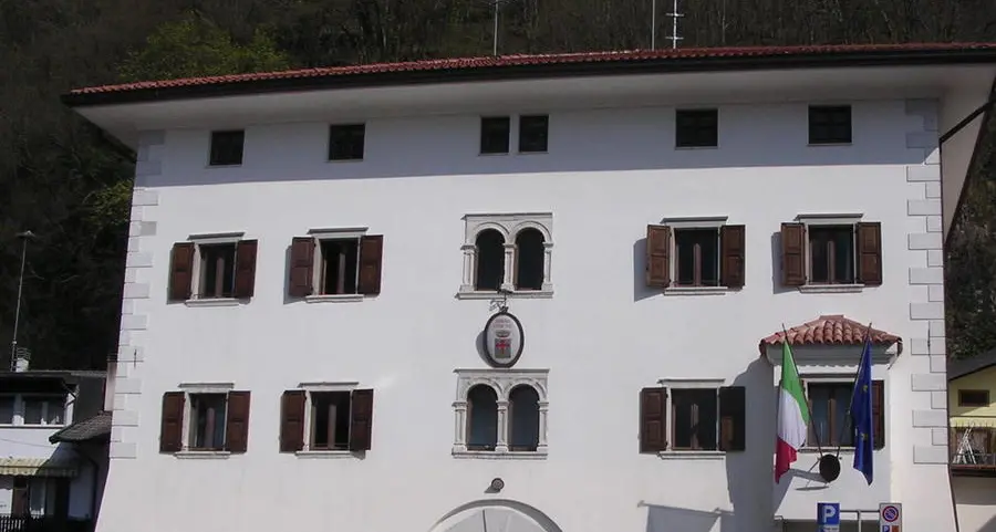 Consiglio comunale a telecamere spente