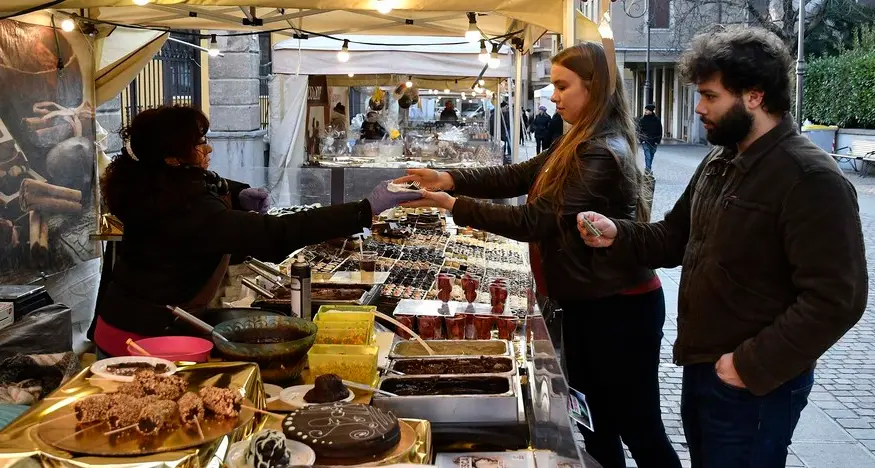 Oggi a “Chocomoments” si crea la pralina di Rovereto