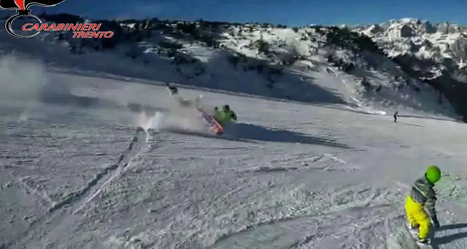 Paganella, travolge una sciatrice e scappa, localizzato grazie al video della GoPro