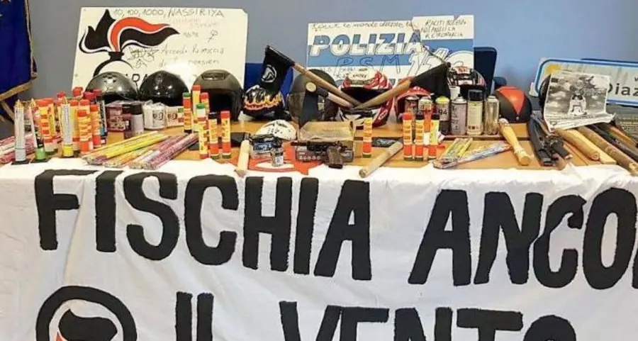 «Amici anarchici non eversivi»