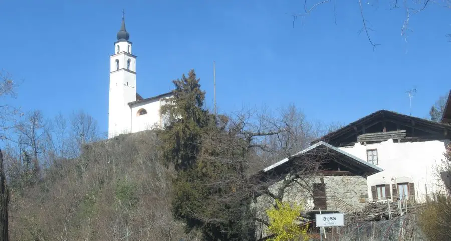La chiesetta del Buss rischia di crollare