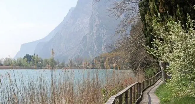 La passerella pedonale ai Due Laghi è in arrivo