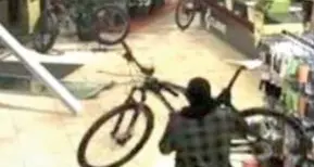 Appiano, ancora ladri da Sanvit: rubate bici di lusso per 25 mila euro