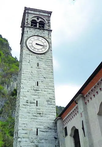 L’orologio della torre di Storo batte di nuovo