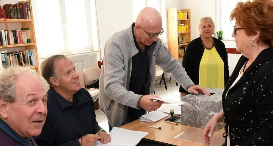 Circolo pensionati, il nuovo direttivo si tinge di rosa