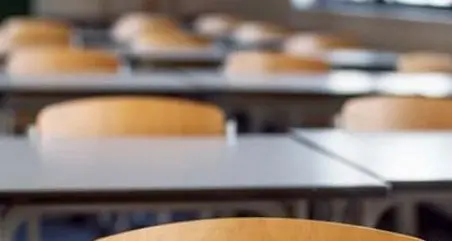 «Insegnanti precari in fuga per colpa della Provincia»
