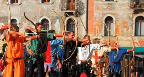 Niente contributi al Palio: «Così si offende la città»
