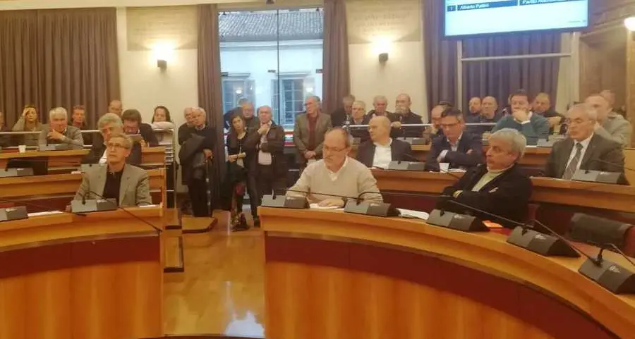 Parco Hofer, il consiglio dà il via libera all’unanimità