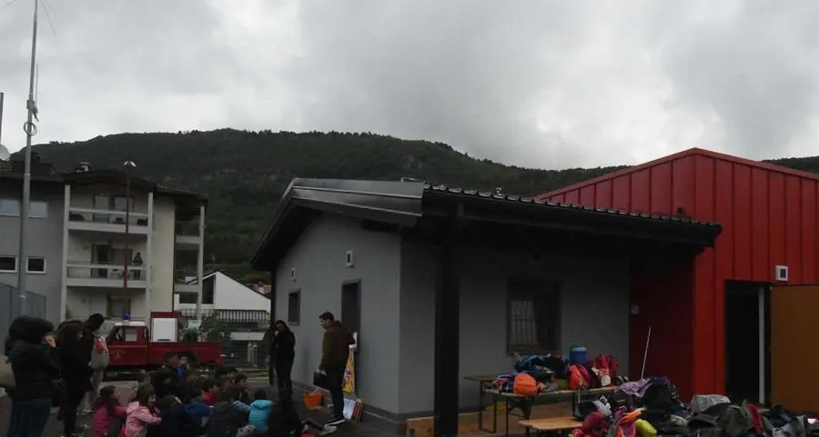 Nuova area dei pompieri, a Cadine festa con gli scolari