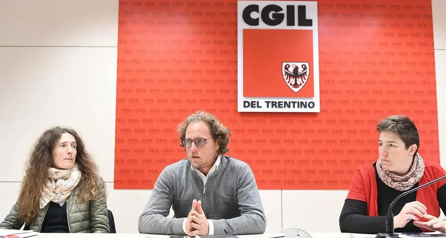 La Cgil: «Appalti, paghe e diritti a rischio per duemila»
