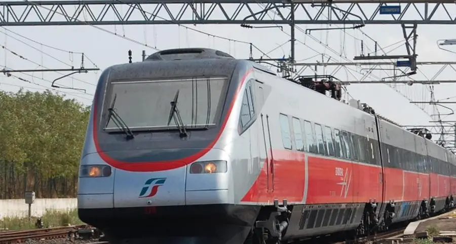 Da piazza Dante alla spiaggia senza dover cambiare treno