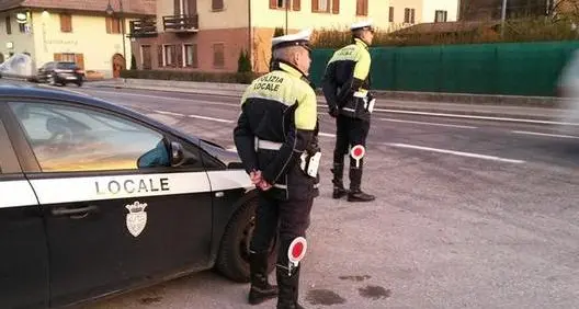 Trento, Polizia locale, 627 multe a camionisti in sei mesi