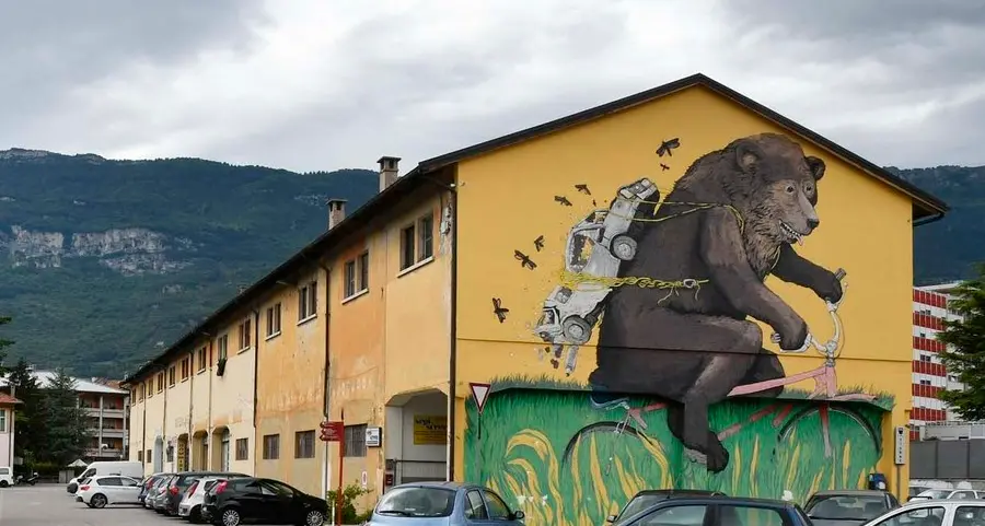 Follone: giù gli ultimi pezzi delle ex caserme
