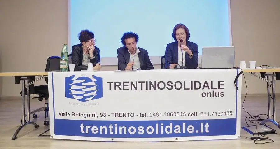 Trentino Solidale, il presidente lascia e accusa: «Razzismo e furti»