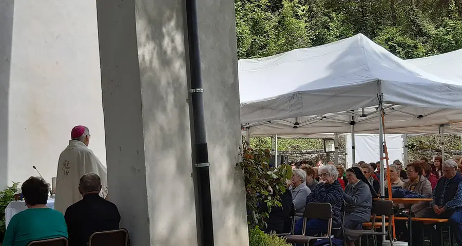 Una messa per 200 anziani