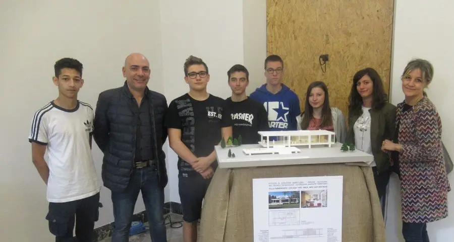 Curie, gli studenti omaggiano in scala i grandi designer