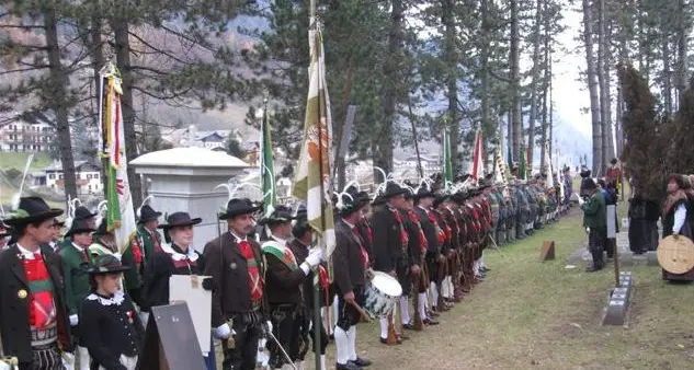 Schützen Kompanie Rhendena festa per i 25 anni di attività
