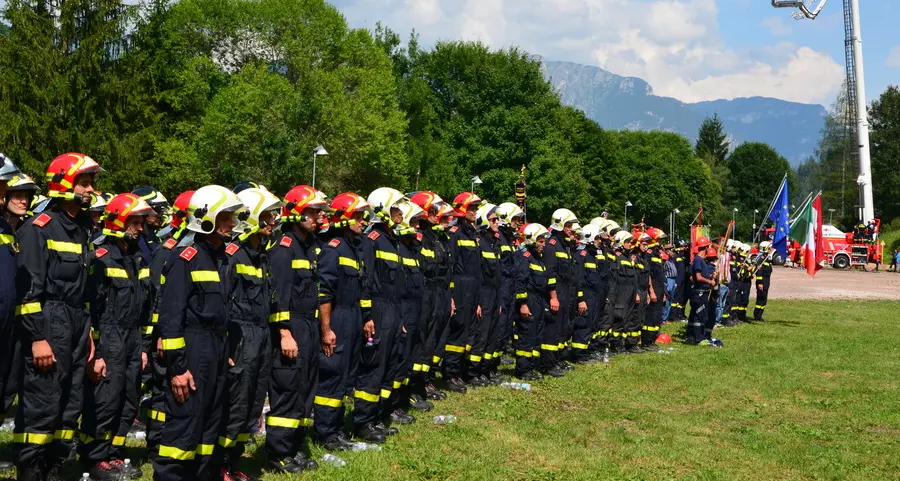 Un weekend di festa con pompieri e alpini