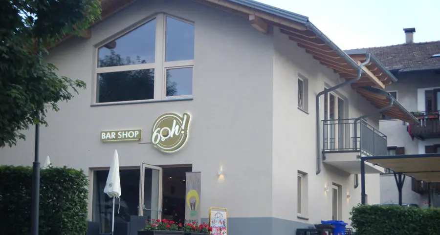 Nel nuovo multiservizi di Seio dal caffè al pane fino alle e-bike