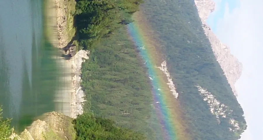 «La cattura del salmerino è vietata al lago di Noana»
