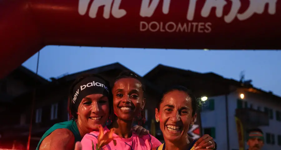 Nihorimbere e Tegegn “belli di notte” alla Fassa Running