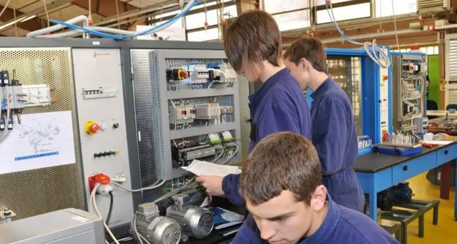 L’Enaip di Cles ha sfornato altri 49 elettricisti o meccanici