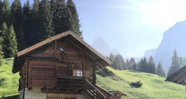 Un fine settimana a spasso da un fienile all’altro a Canazei