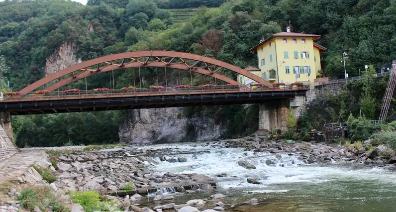 Sentiero Avisio-doss Paion deroga urbanistica in aula