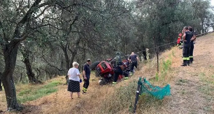 Operaio trentino muore schiacciato dal trattore ad Imperia